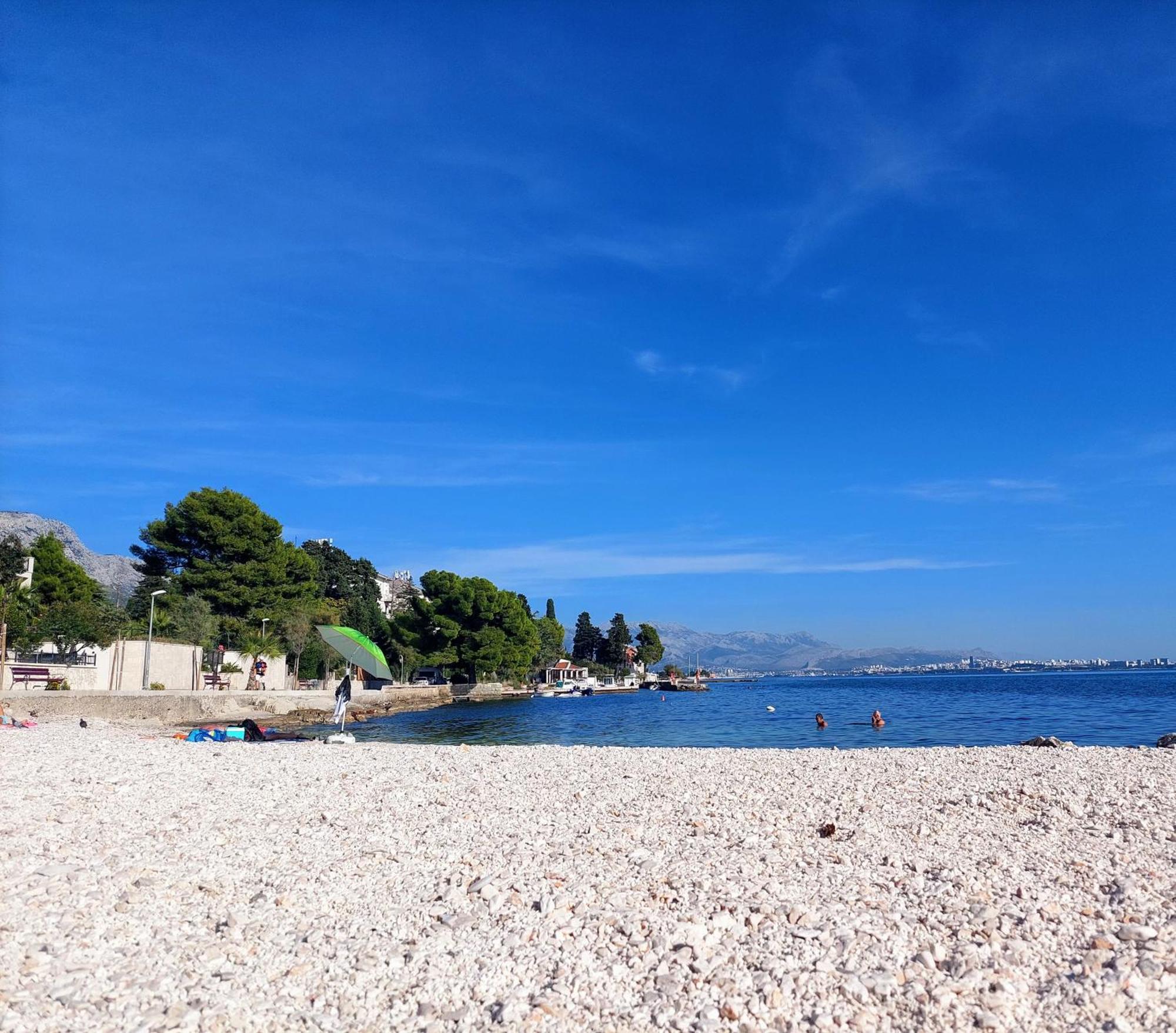 Apartment Ll S Pogledom I Izmedu Splita I Trogira Su Dalmacija Hrvatska *
